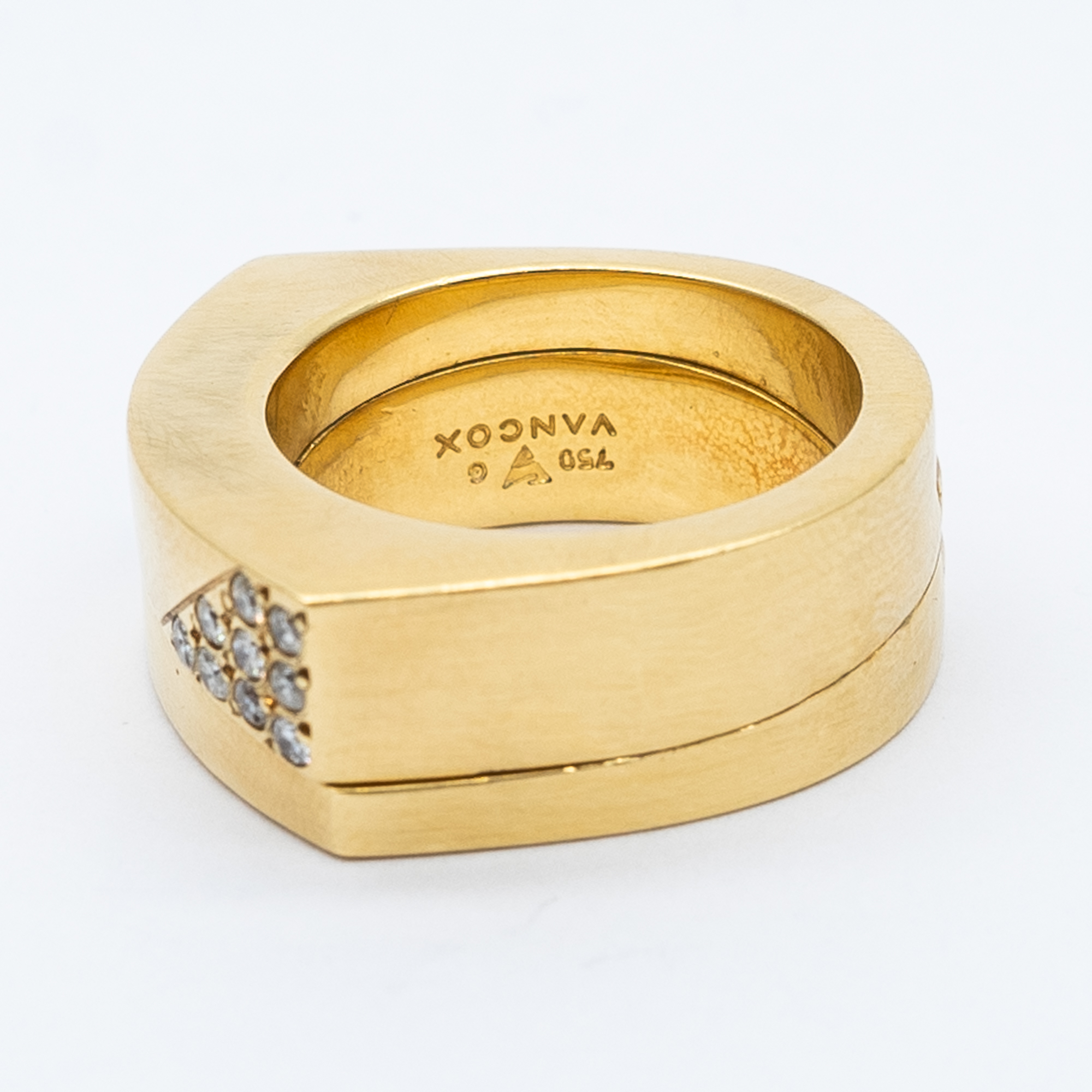 An 18ct yellow gold diamond ring - Image 4 of 5
