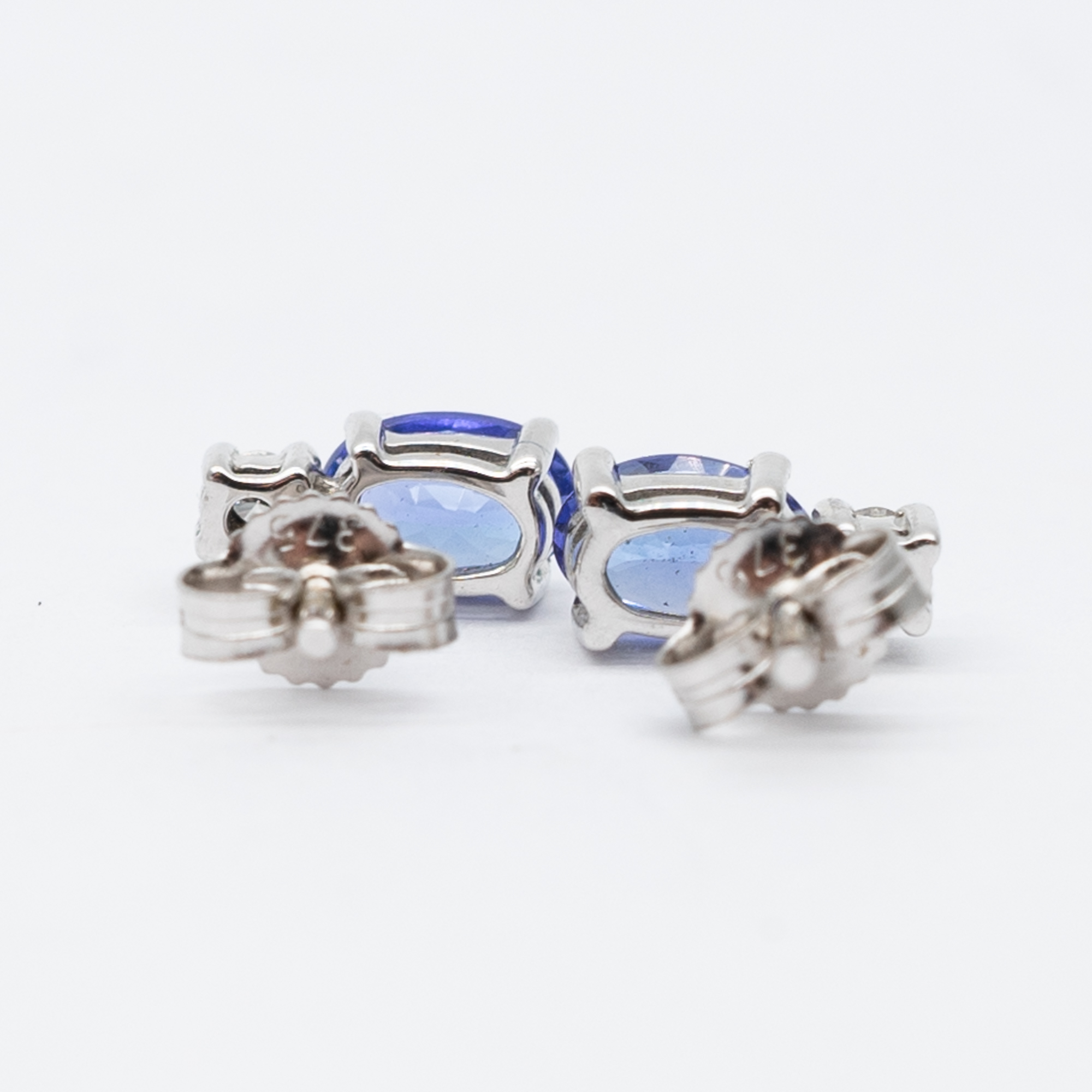 A pair of 9ct white gold tanzanite and diamond earrings - Image 3 of 5