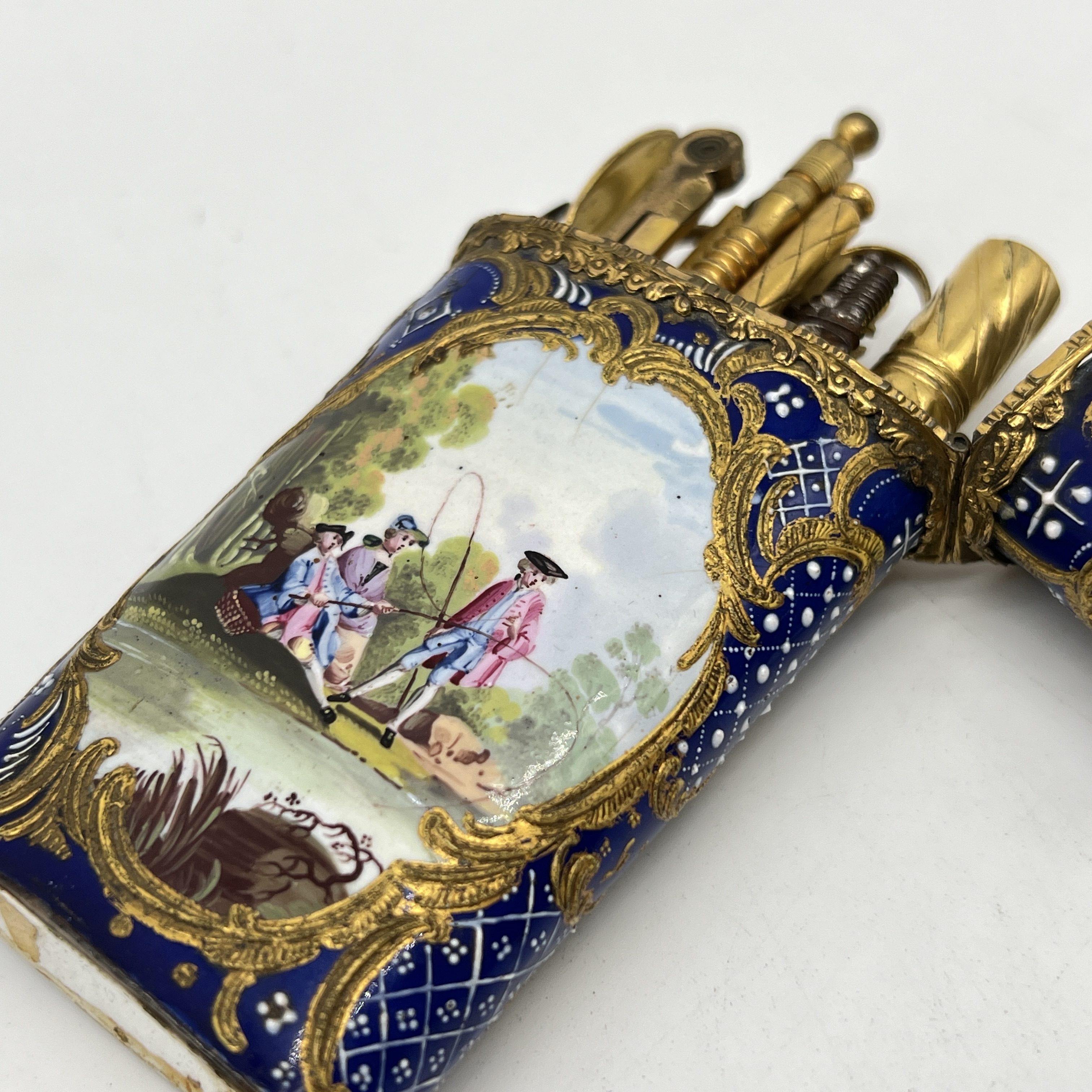 A bilston enamel 18th century vanity case - Image 5 of 5