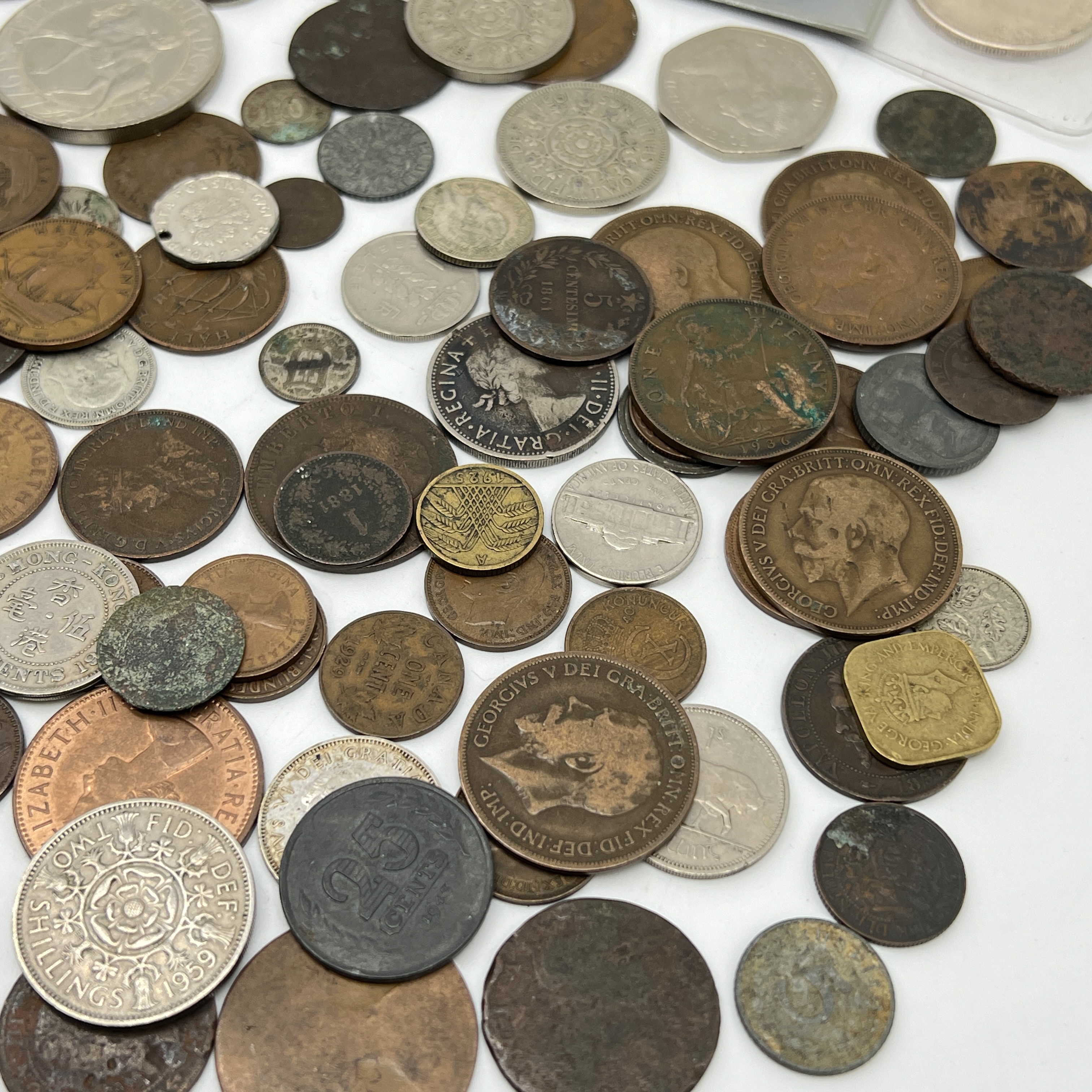 A mixed lot of coins - Image 3 of 5