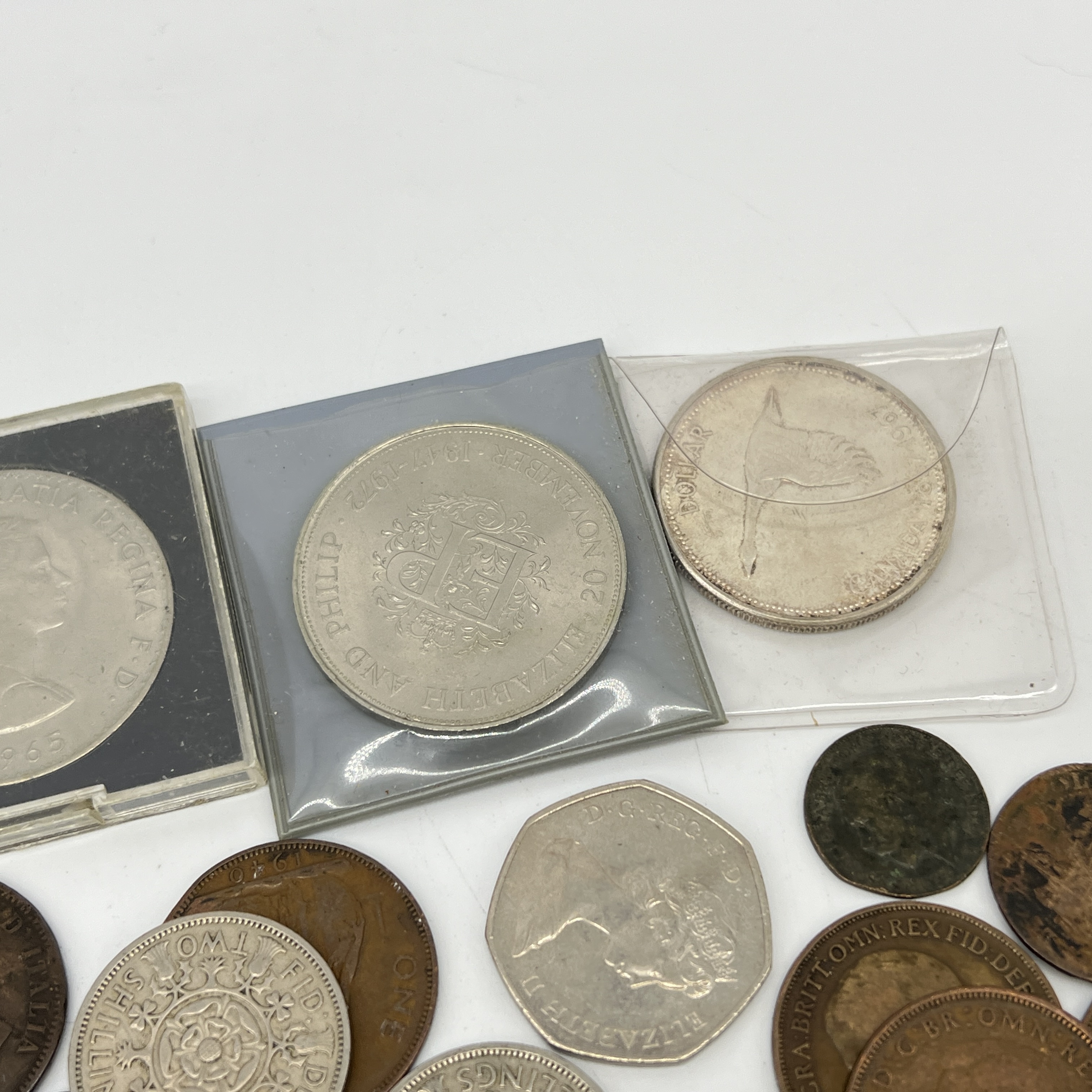 A mixed lot of coins - Image 4 of 5