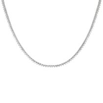 An 18ct white gold diamond necklace with 5.59ct diamonds