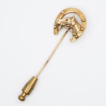 A 9ct yellow gold horse tie pin