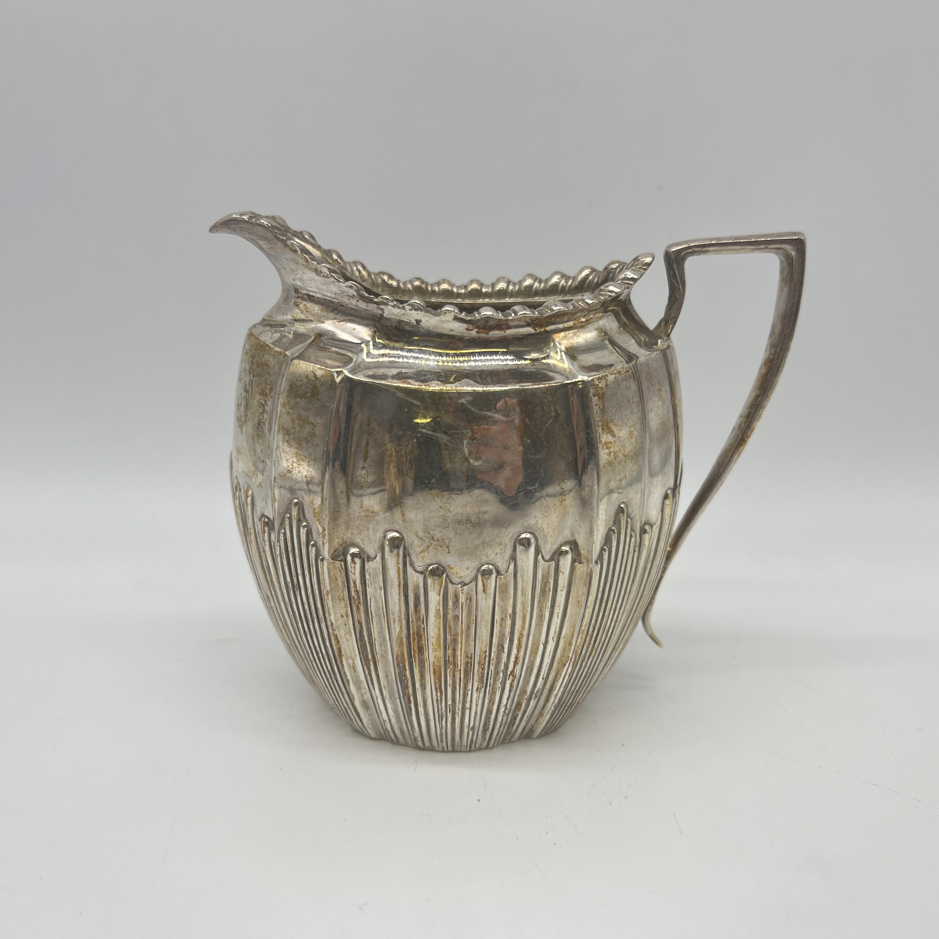 A silver teaset - Image 2 of 9