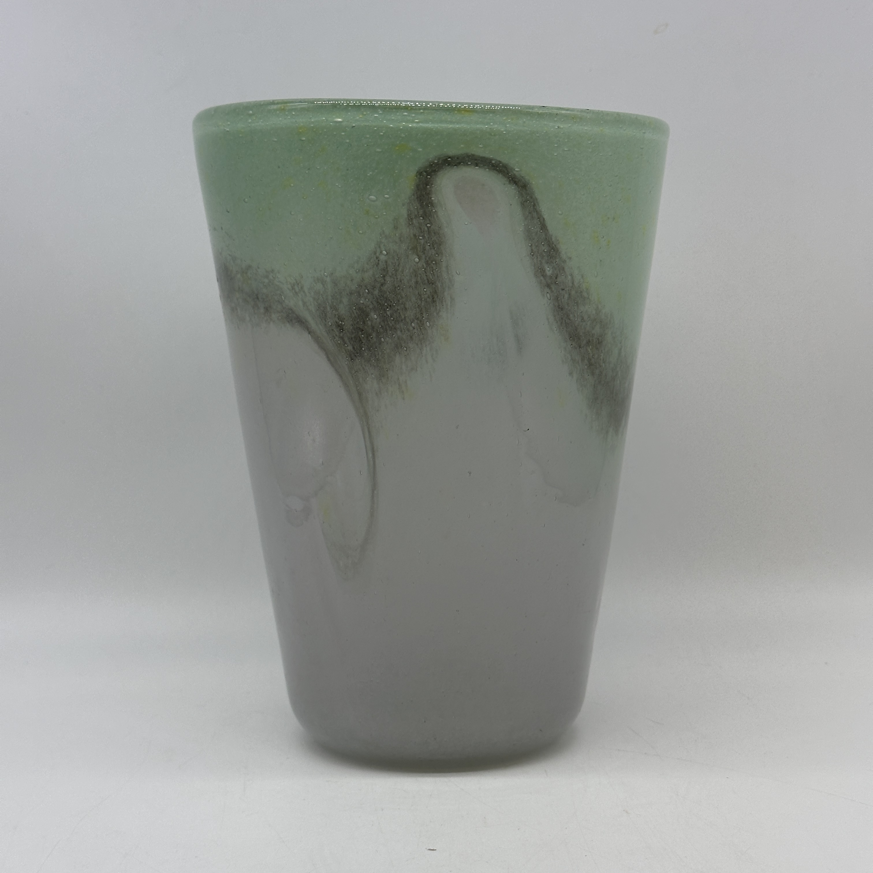 A Vasart glass vase - Image 2 of 4