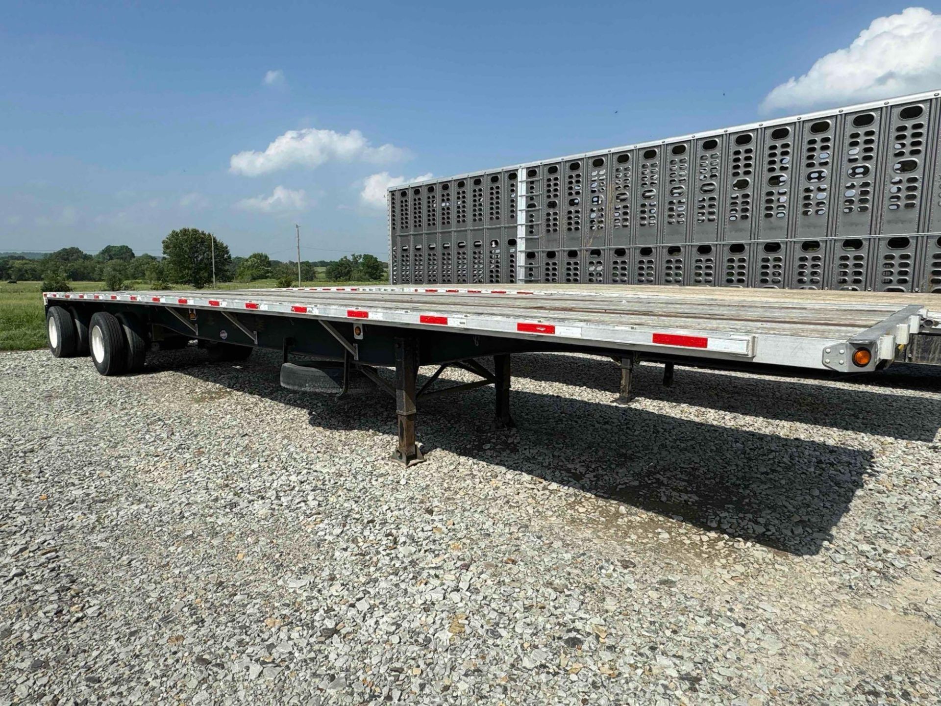 2001 Utilities 48' Flatbed Trailer