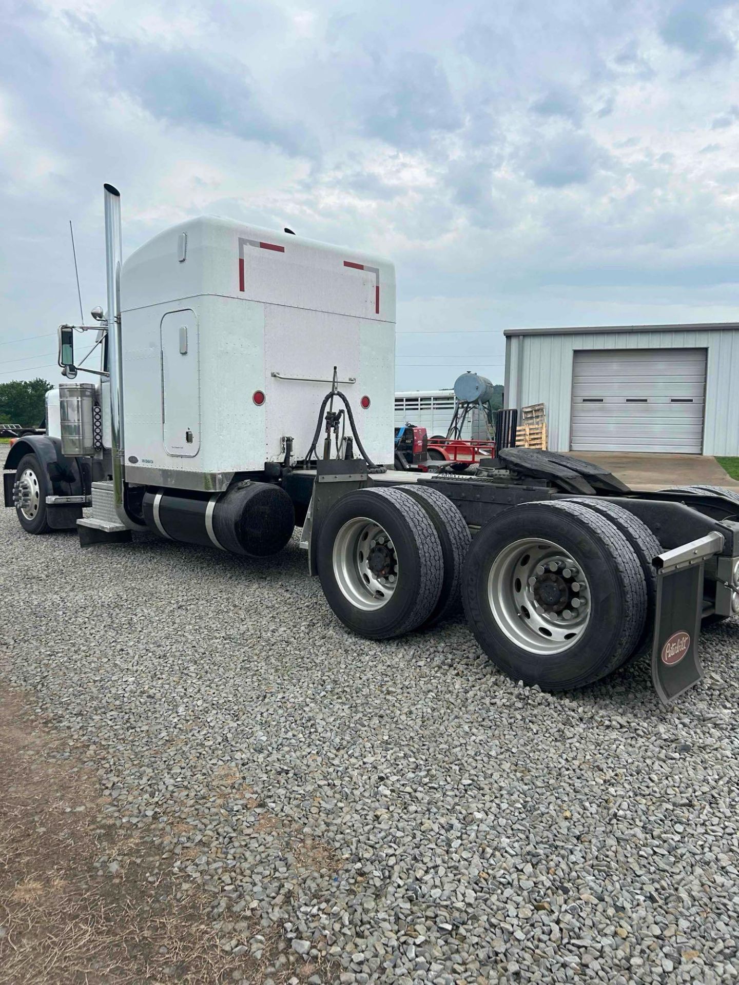 1999 Peterbilt 379 Truck, VIN # 1XP5DB9X6XD484134 - Image 6 of 10