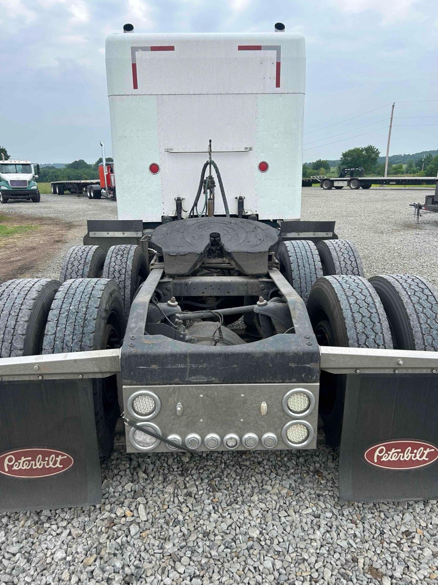 1999 Peterbilt 379 Truck, VIN # 1XP5DB9X6XD484134 - Image 5 of 10