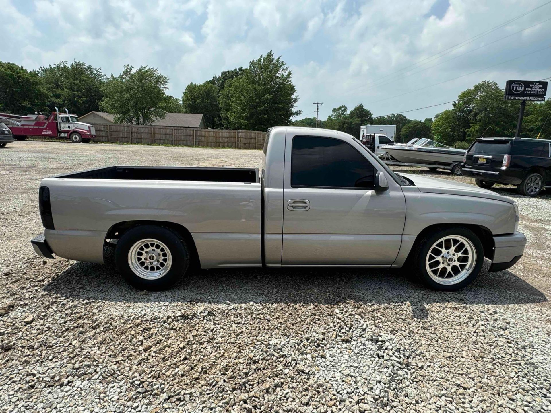 2005 Chevrolet Silverado Pickup Truck, VIN # 1GCEC14VX5Z264130 - Image 5 of 13