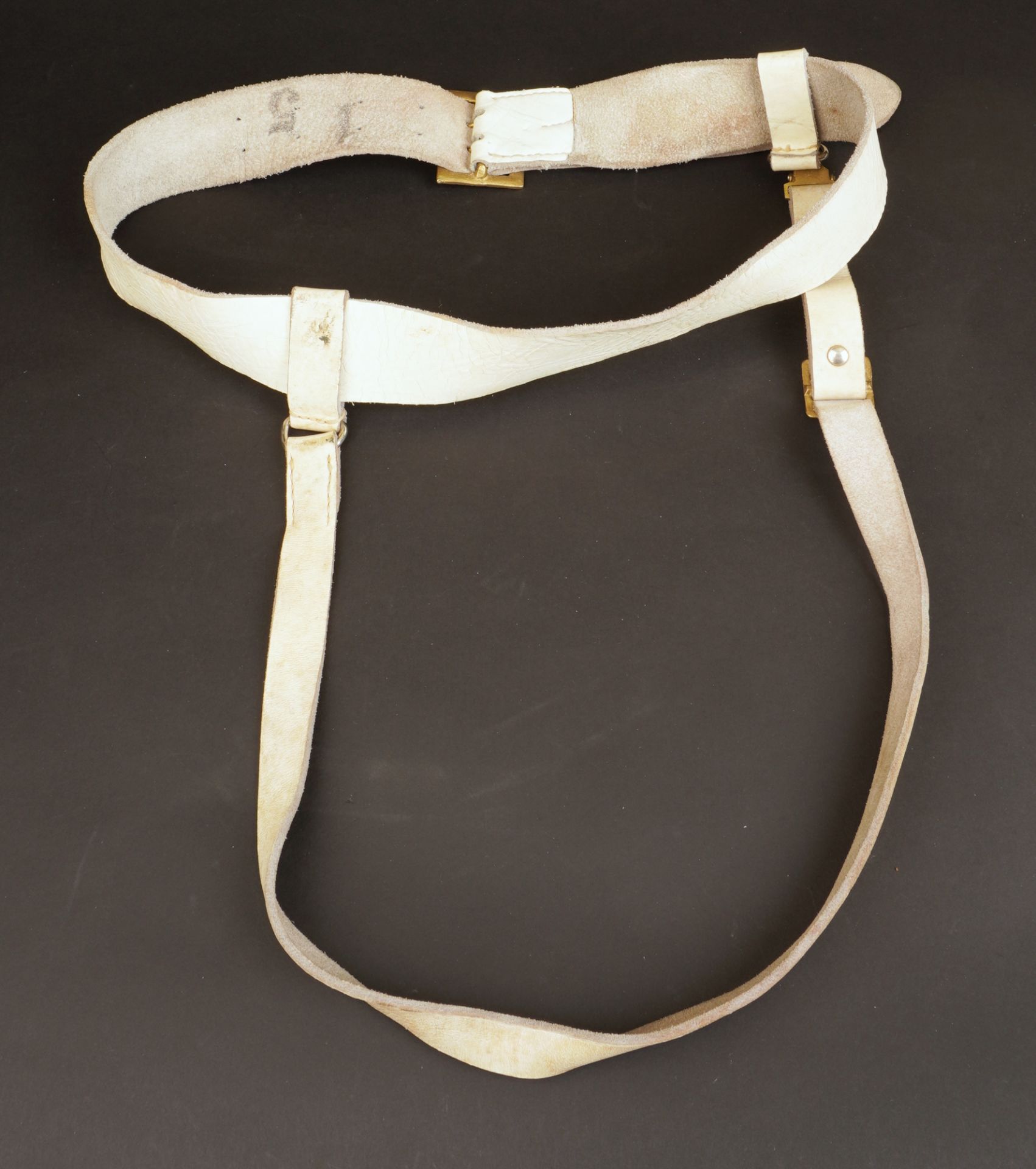 weiße Lederkoppel mit Schulterriemen, ca. 1950er-70er Jahre - Image 3 of 4