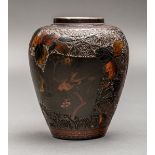 Lackierte Porzellan Cloisonné 'Jitaisome Shippo'-Vase, Japan, Meiji-Zeit (1868-1912)