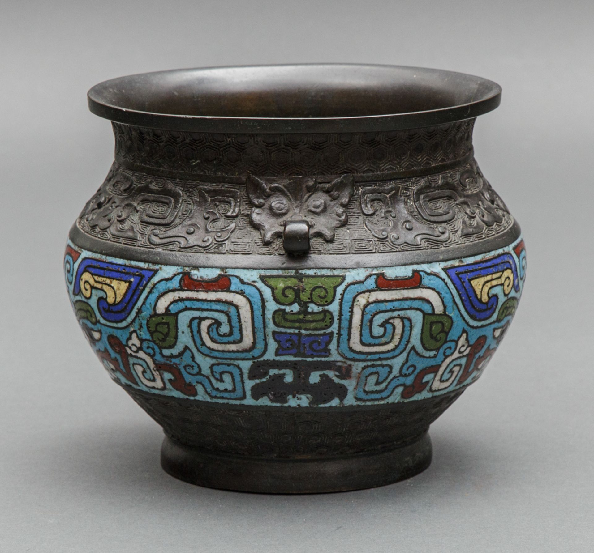 Champlevé Emaille Cachepot, China, um 1900 - Image 2 of 5