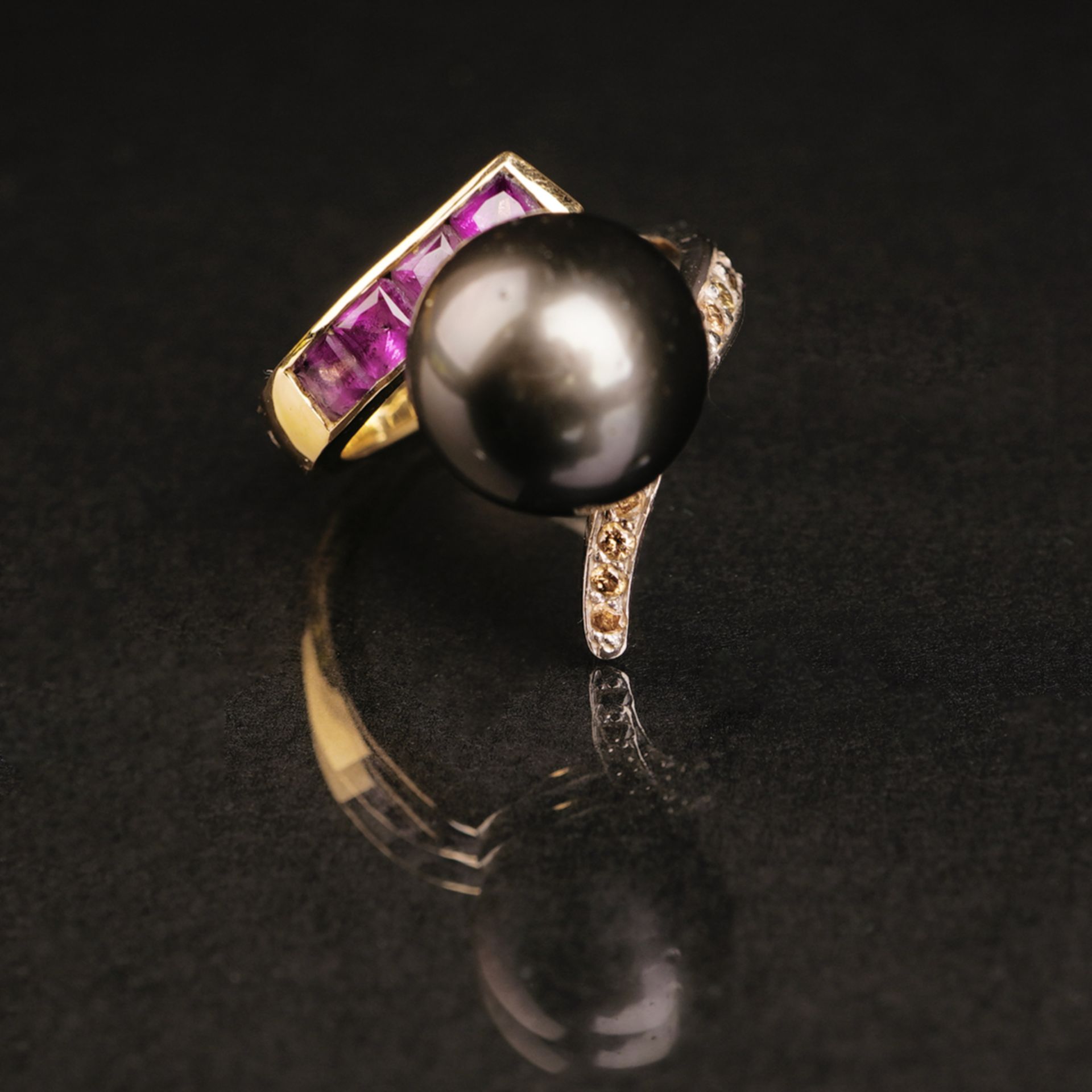 Ring mit Südseeperle, kleinen Brillanten u. Amethyst, WG/GG 750 - Bild 2 aus 5