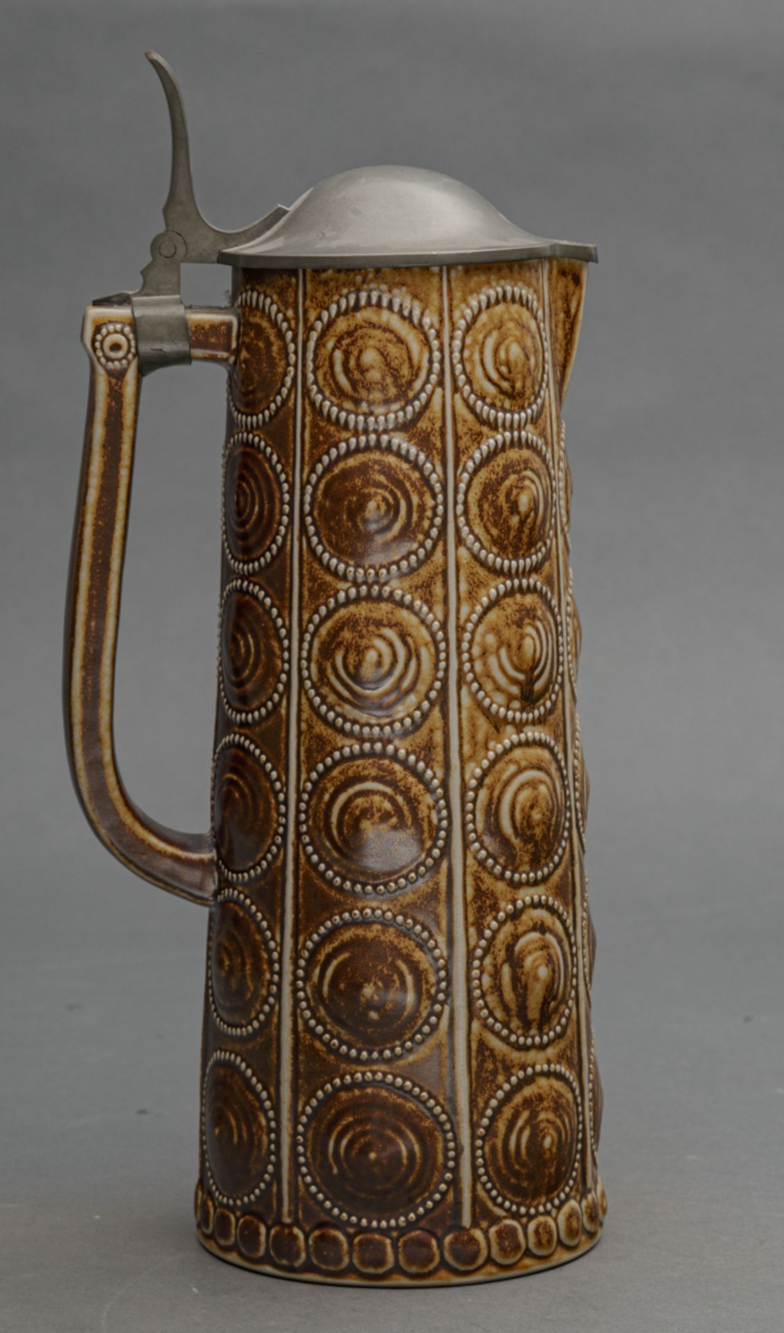 Große Kanne mit Zinndeckel, um 1911, Entwurf: Paul Wynand (1879-1956) aus dem Jahr 1911