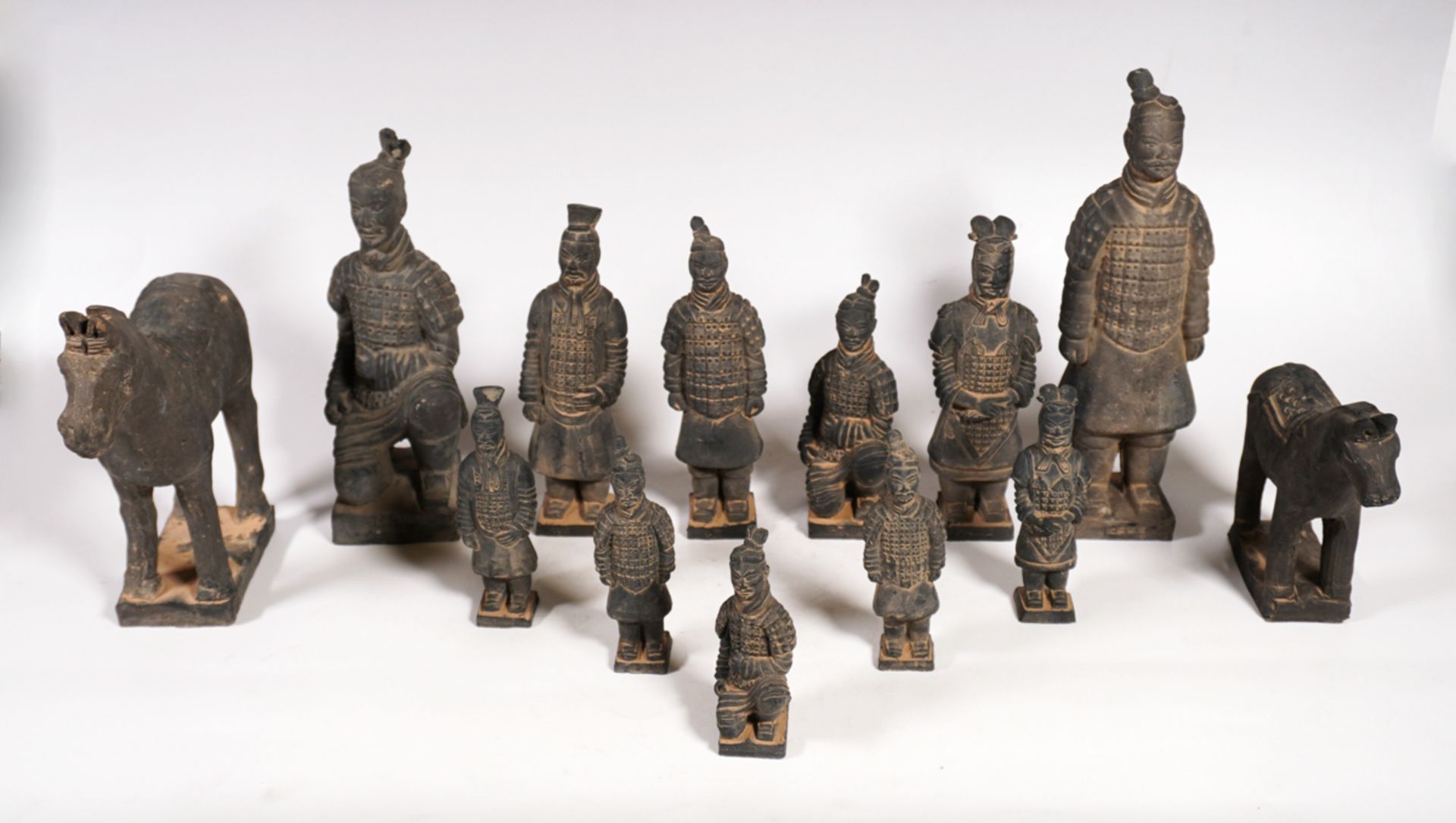 13 Terrakottafiguren, China, 20. Jh. - Bild 5 aus 6