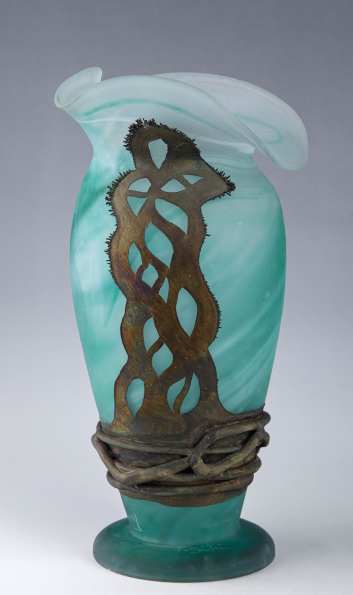 Vase mit Blech Overlay, 2. Hälfte 20. Jh.