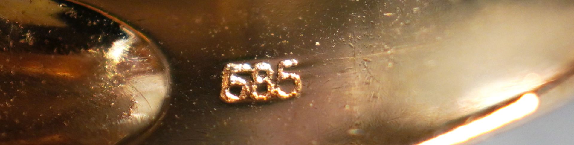 Ring mit dichtem Brillantbesatz, GG/WG 585 - Image 2 of 2