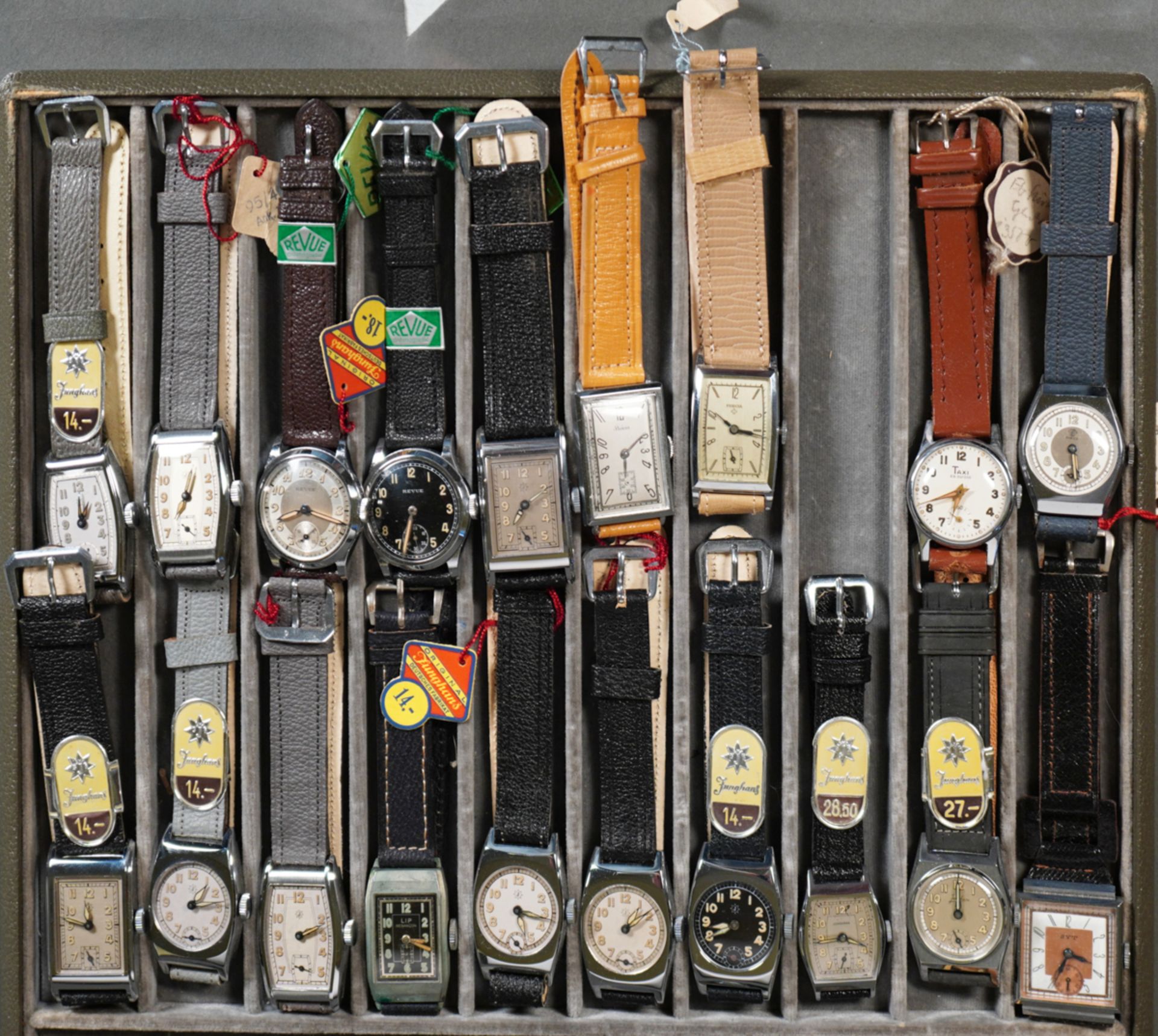 Konvolut von 19 Herrenarmbanduhren, ca. 1930er-70er Jahre