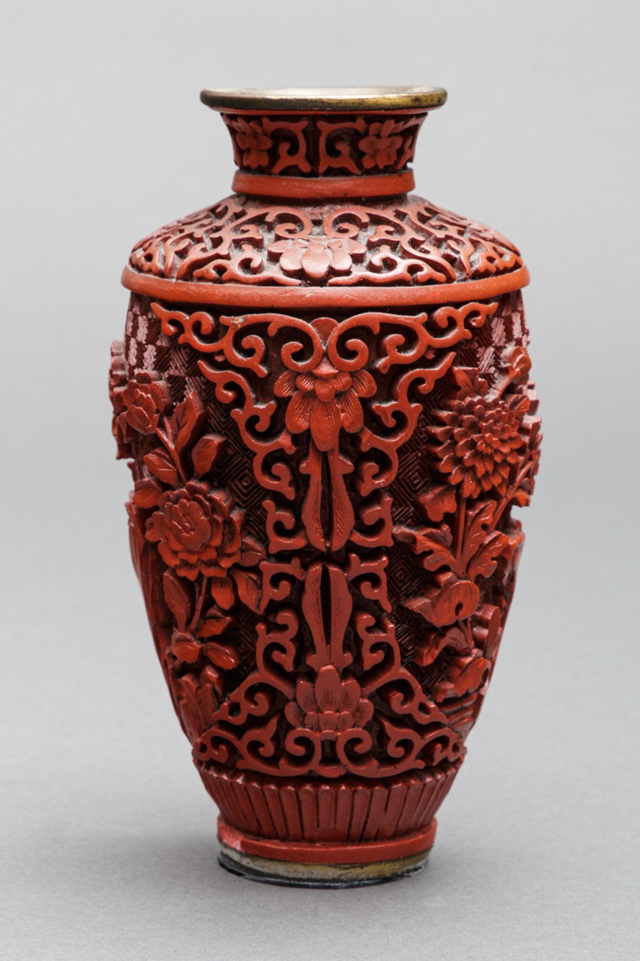 Rotlackvase, China, 2. H. 20. Jh. - Image 2 of 5