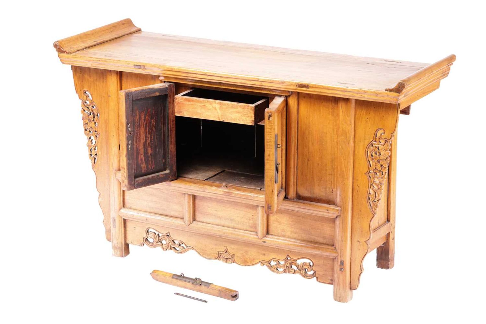 A Northern Chinese yumu altar cabinet, second half of the 20th century, with a slightly everted - Image 3 of 6