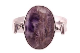 Georg Jensen - 'Arm Ring' with amethyst, a tension clamp opening bangle with an oval panel of an