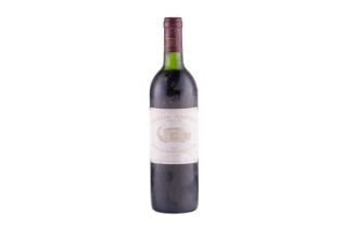 A bottle of Chateau Margaux 1ere Grand Cru Classe, 1985, 75cl, 12.5% London Cellar Top Shoulder