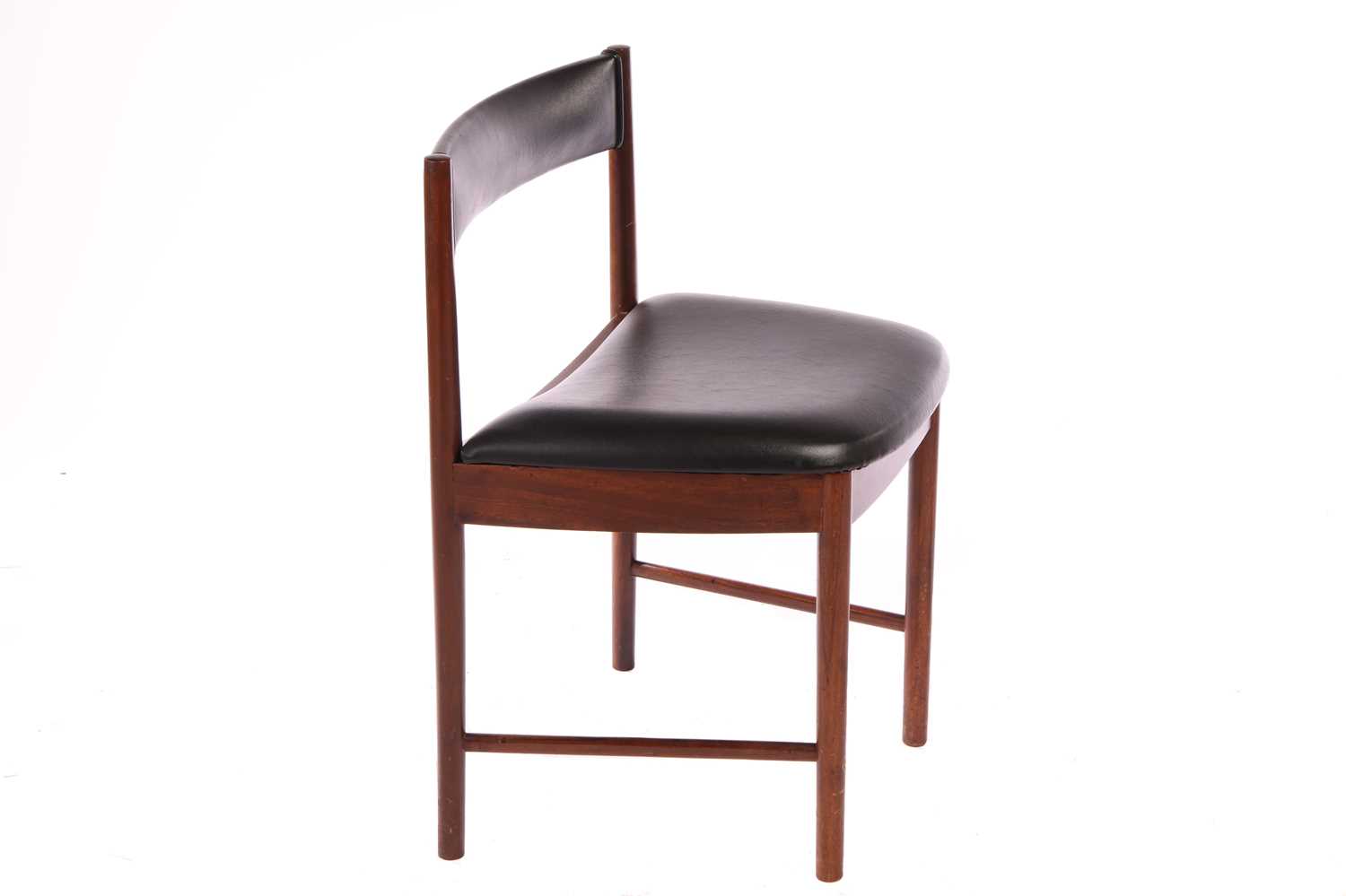 A set of six "Mid-Century Vintage" McIntosh teakwood dining chairs (4103) designed by AH. - Bild 5 aus 5