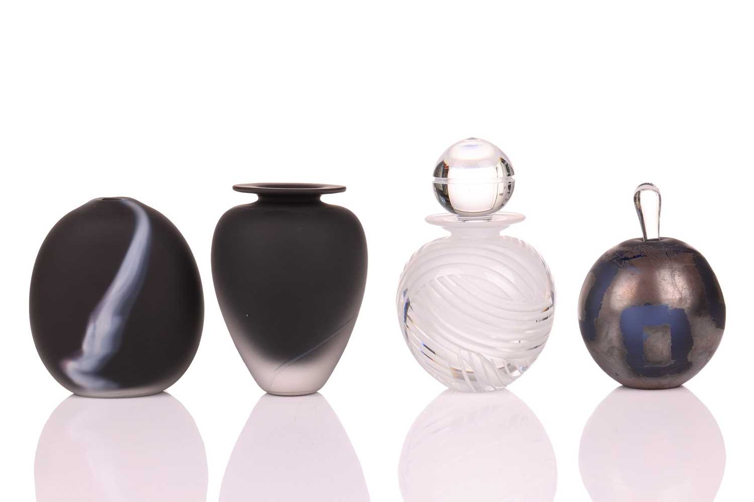 An Adam Aaronson glass scent bottle, of iridescent ovoid form, 9 cm high, together with a clear - Image 2 of 8