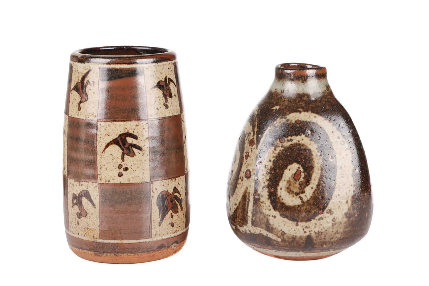 Geoffrey Whiting (1919-1988), two Avoncroft studio pottery vases, one of four-sided shape with swirl - Image 5 of 6