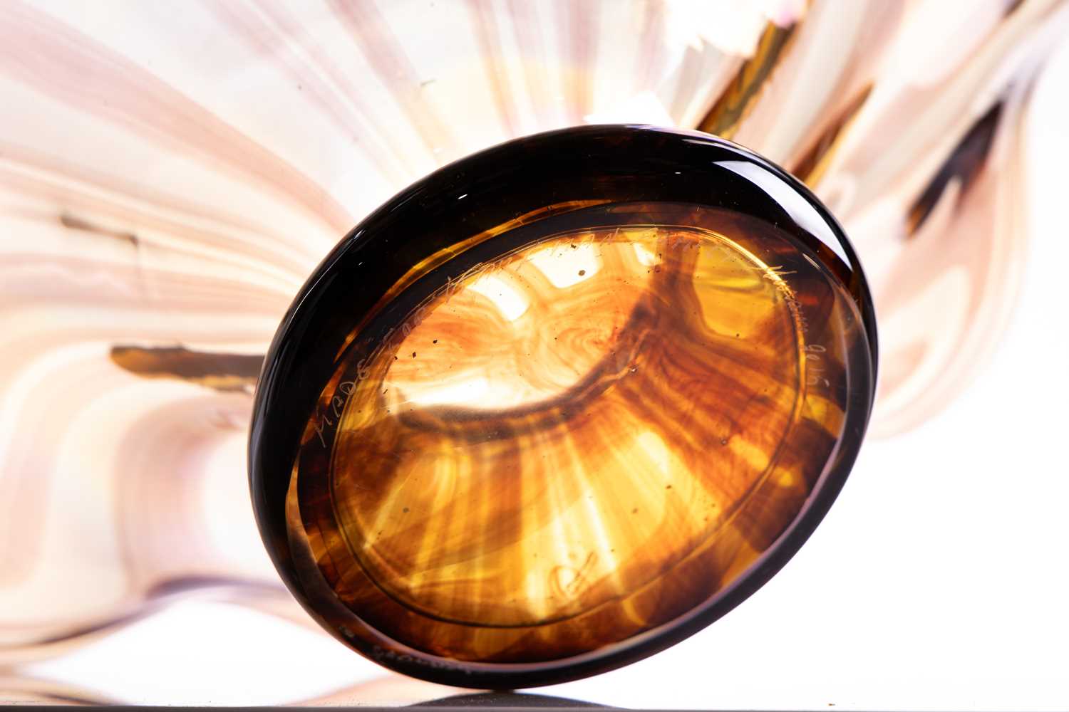 A large Sergio Costantini Murano art glass bowl, of smoked amber colour with wavy edge rim, - Image 5 of 8