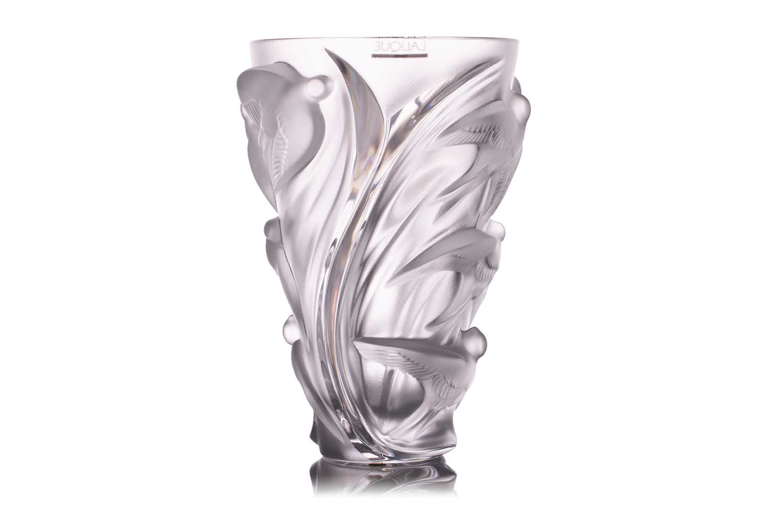 A late 20th century Lalique 'Martinets' vase, frosted glass with birds in flight, No. 12308, 24.5 cm - Image 2 of 8