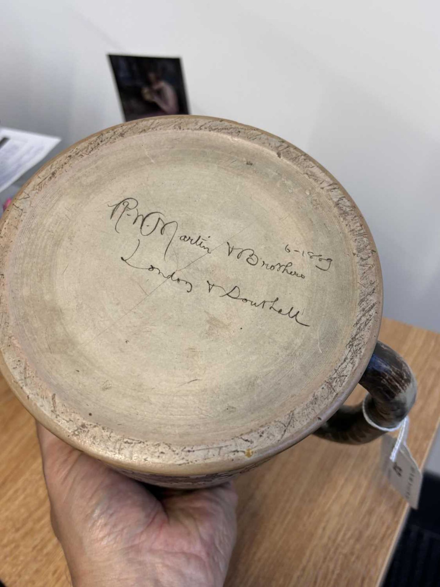 A large late 19th-century Martin Brothers stoneware loving cup, probably decorated by Edwin - Image 15 of 18