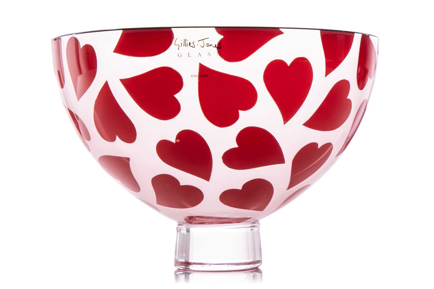 A Gillies Jones art glass bowl, with red heart decoration on a circular foot, etched signature to - Image 2 of 7