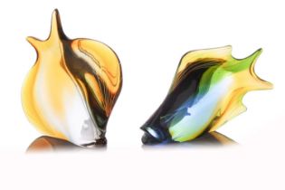 Rozinek and Honzik for Exbor (Czechoslovakia), two glass fish sculptures, of differing form in