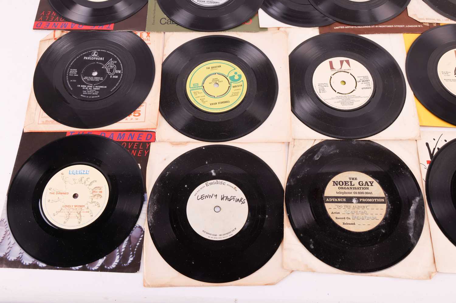 From the personal collection of Vivian Stanshall, a collection of 7" vinyl singles, comprising a Noe - Image 9 of 12