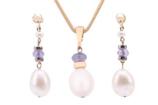 A cultured pearl and tanzanite pendant on chain, together with a pair of matching drop earrings;