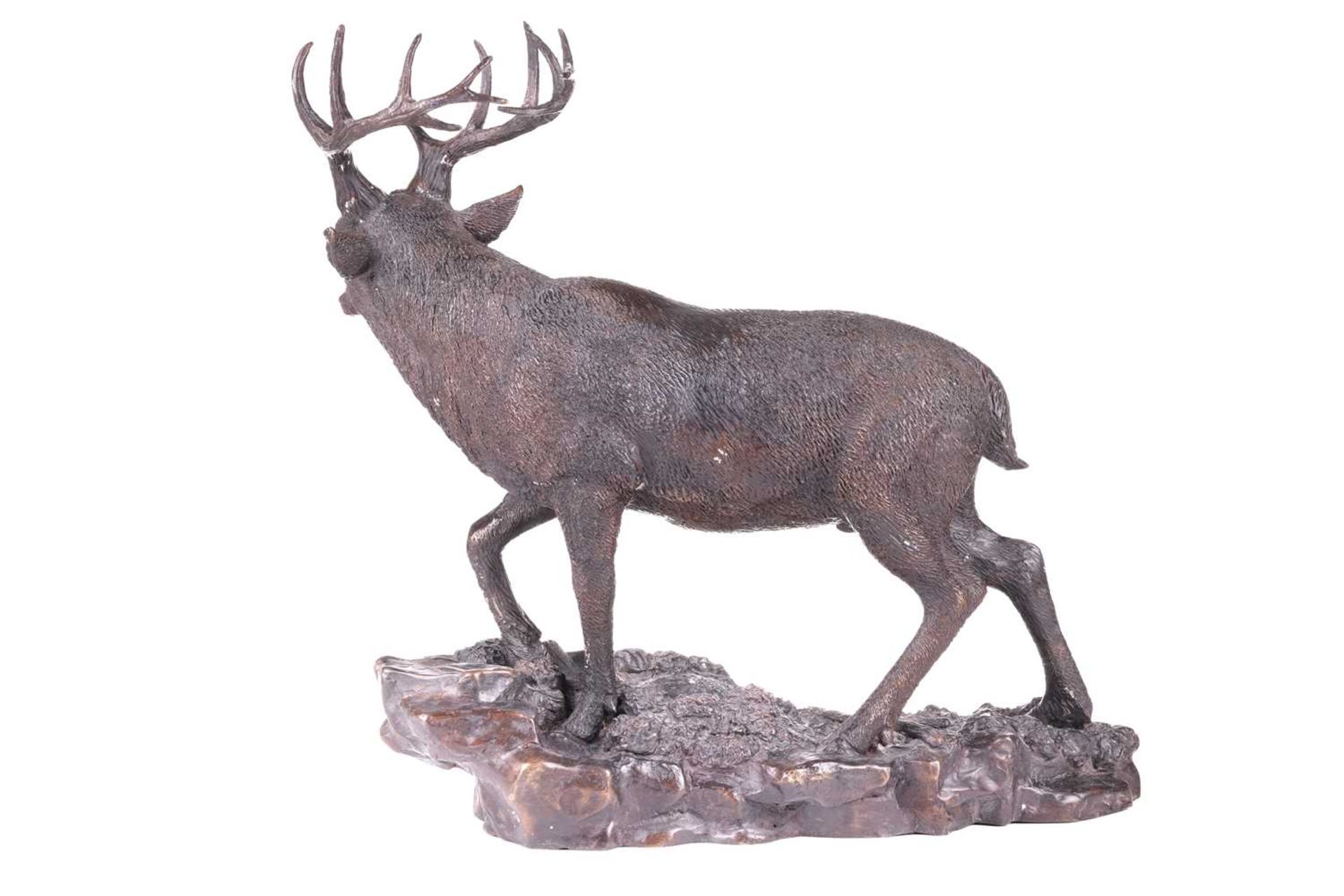 Christophe Fratin (1801 - 1864) French, A barking stag, signed Fratin on the base, bronze, 35.5 cm h - Bild 4 aus 4