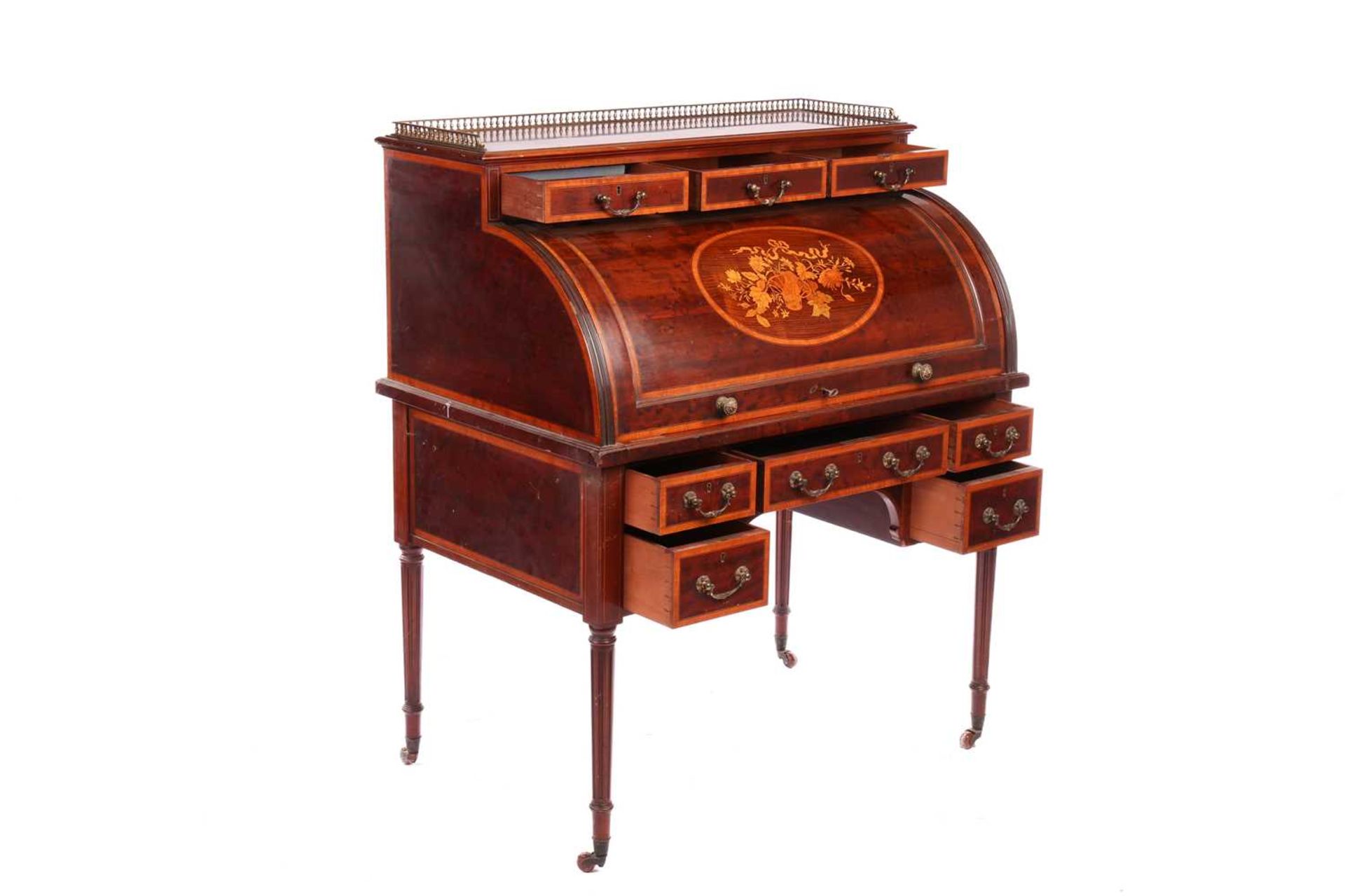 A Hobbs &amp; Co, Edwardian 'plum pudding' mahogany and marquetry cylinder writing bureau with a thr - Bild 6 aus 7