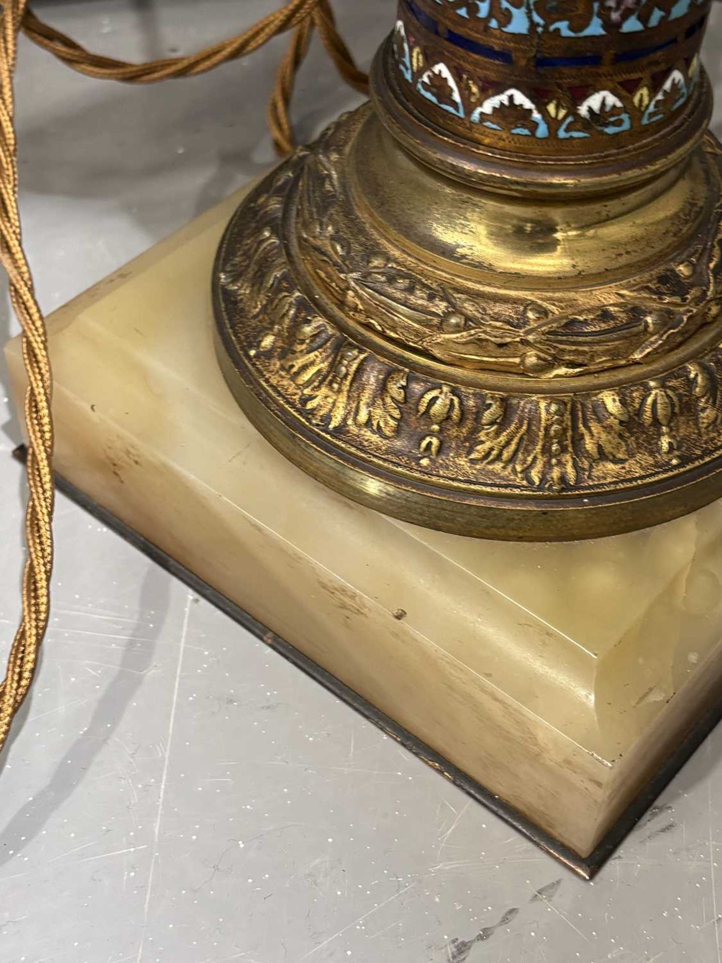 A pair of 19th-century French onyx, gilt metal and champléve enamel oil lamp bases of Corinthian col - Image 13 of 18