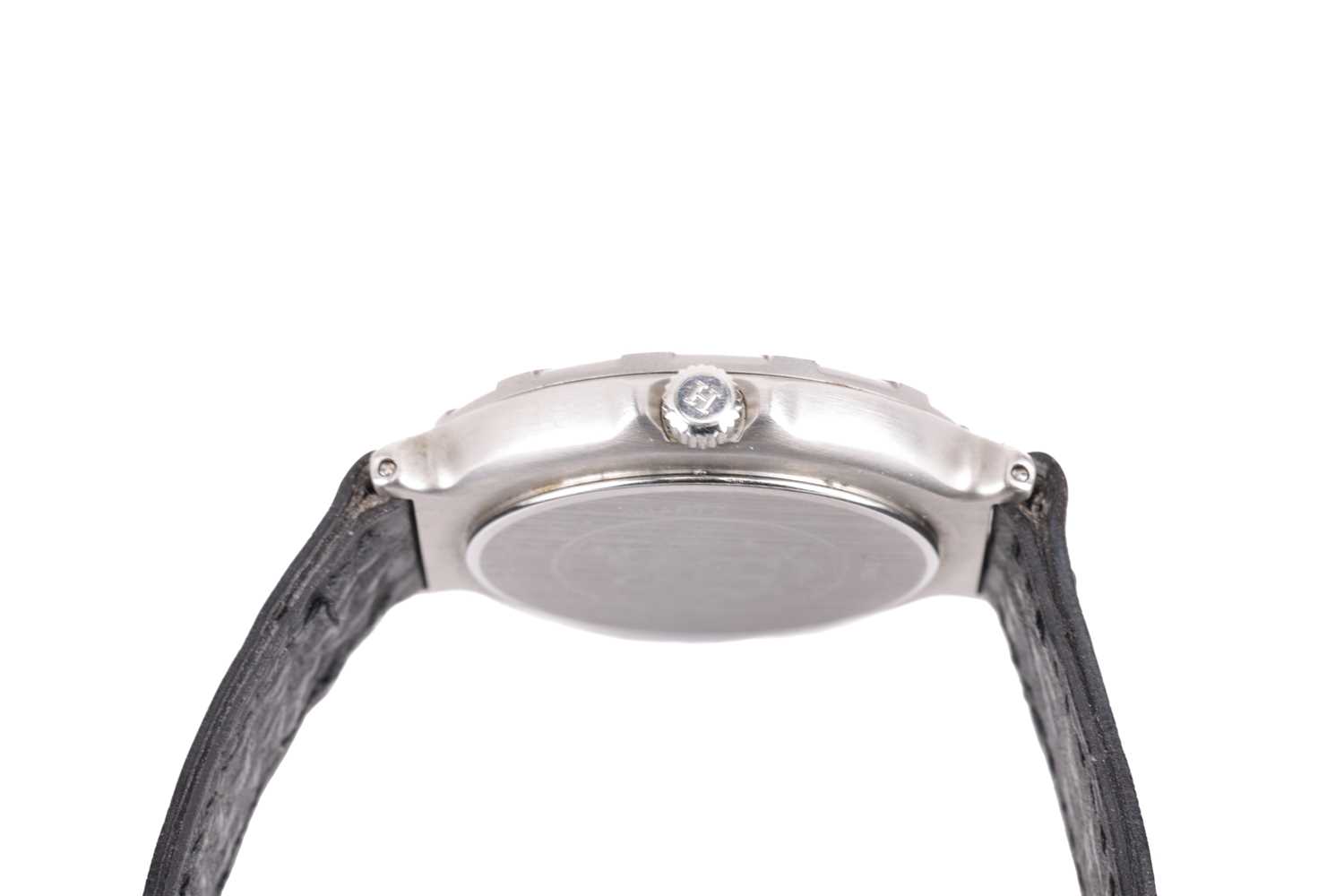 A Hermès K37 Captain Nemo quartz watch Model: K37Serial: 261640Case Material: Steel/Gold bezelCase d - Image 5 of 7