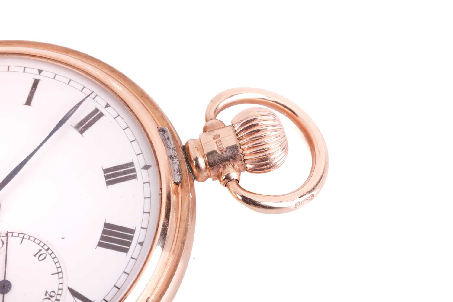 A 9ct gold half-hunter pocket watch featuring a keyless wound Swiss movement in a yellow gold case m - Image 3 of 9