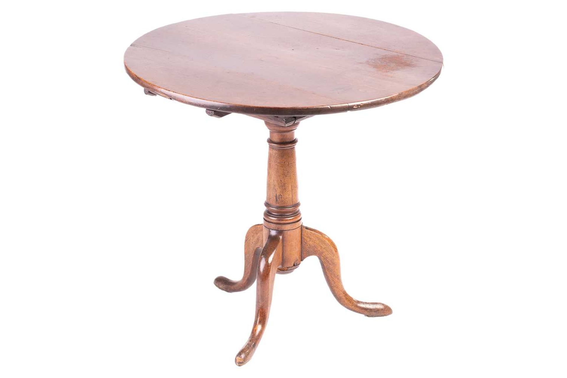 A 19th-century vernacular fruitwood snap-top tripod table, probably Welsh, with a planked top and bo - Bild 3 aus 5