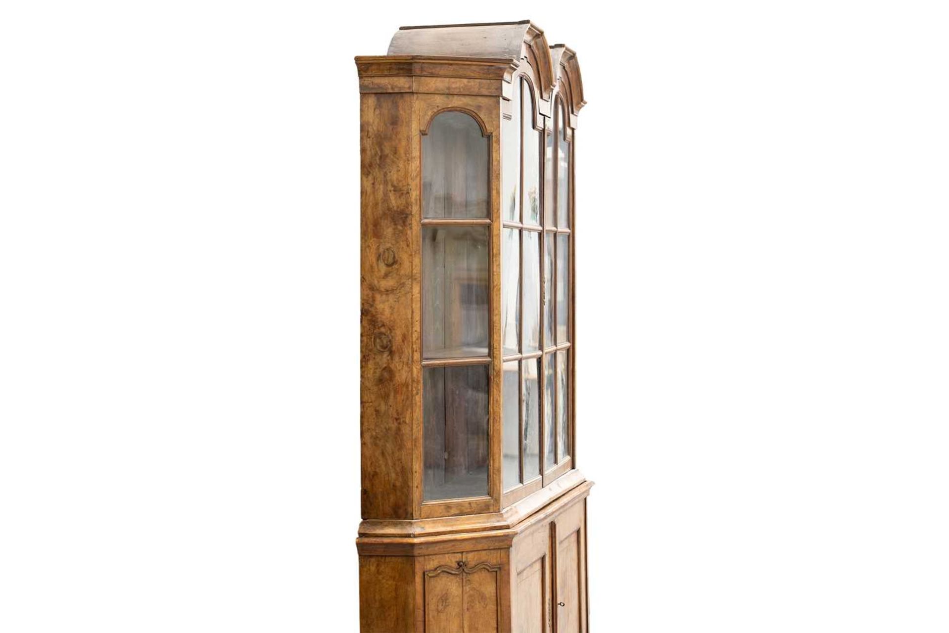 An early 18th-century style figured walnut double domed Dutch "Delft" canted display cabinet, early  - Image 3 of 10