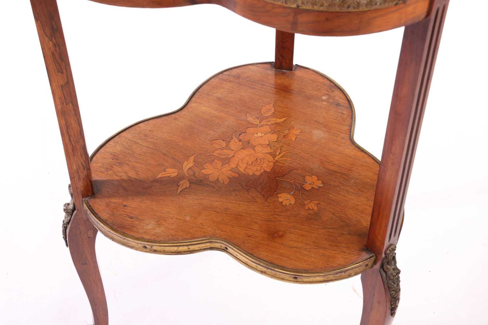 A Napoleon III walnut and marquetry "Club" shaped bijouterie table, with gilt metal mounts throughou - Bild 3 aus 6