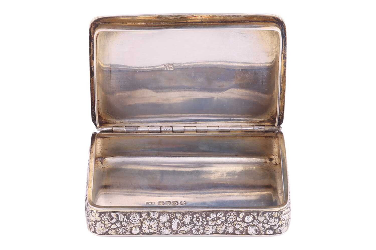 A George III silver snuff box by Daniel Hockley, London 1817, of rectangular form, cover centred wit - Image 6 of 8