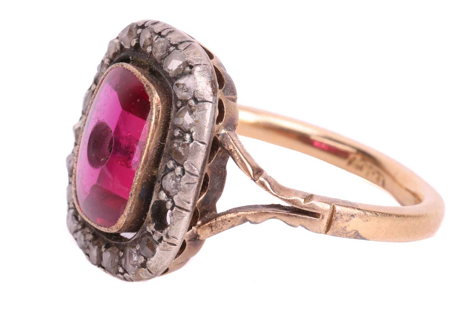 A diamond and synthetic ruby panel ring, centred with an empty cushion-shaped synthetic ruby panel,  - Image 3 of 4