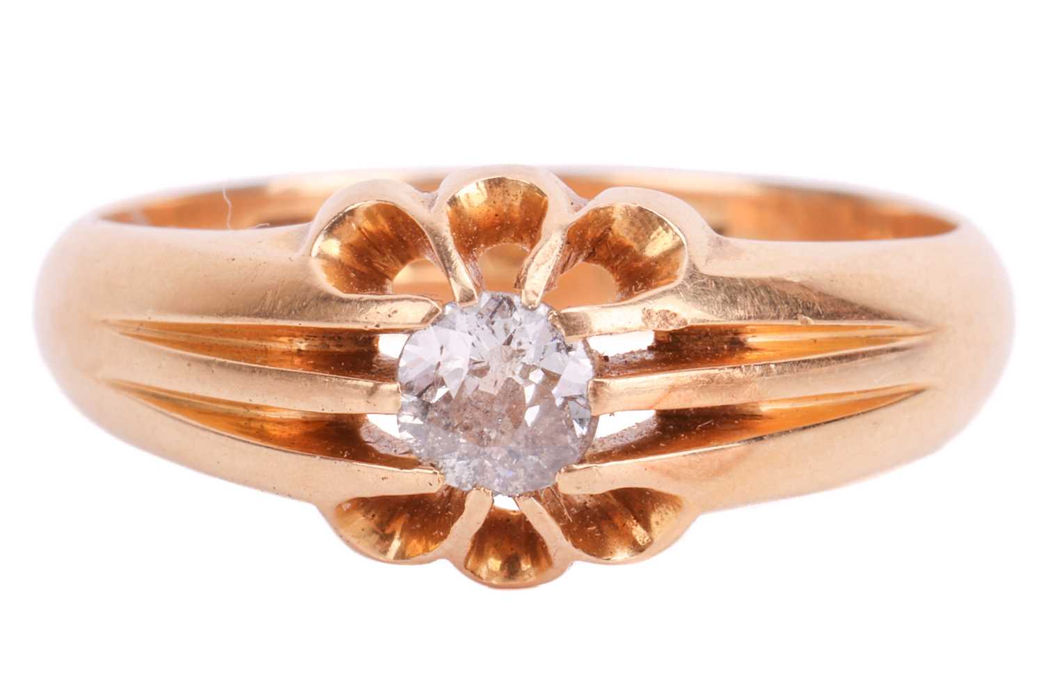 An Edwardian diamond belcher ring in 18ct gold, comprising an old-cut diamond of 4.2 x 4.0 x 2.4 mm,
