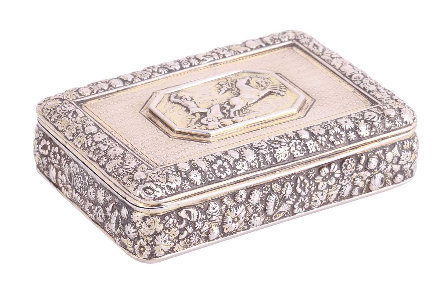 A George III silver snuff box by Daniel Hockley, London 1817, of rectangular form, cover centred wit - Image 3 of 8