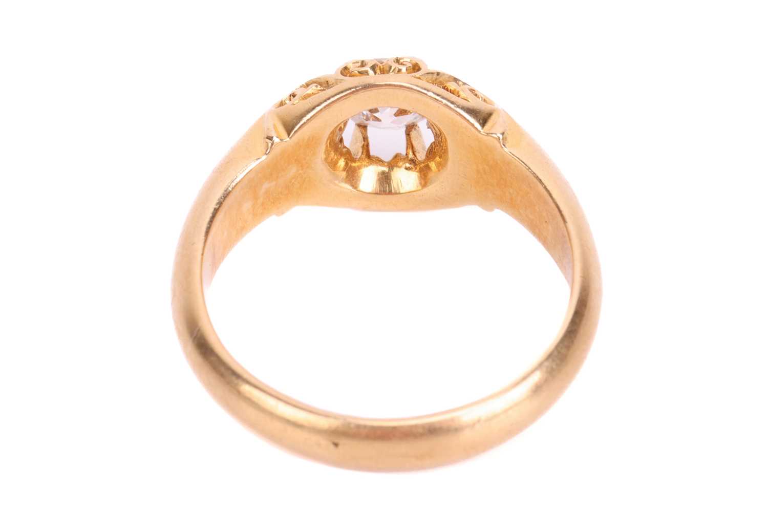 An Edwardian diamond belcher ring in 18ct gold, comprising an old-cut diamond of 5.6 x 5.6 x 2.8 mm, - Image 4 of 4