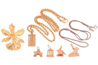 A collection of jewellery, including an abacus pendant on a chain formed of square angular links,